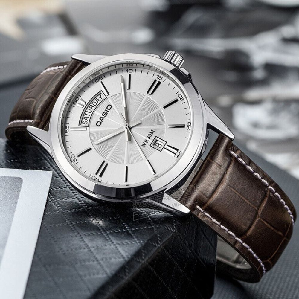 Casio Enticer Men’s Watch MTP-1381L-7AVDF – Classic Leather Day-Date Watch